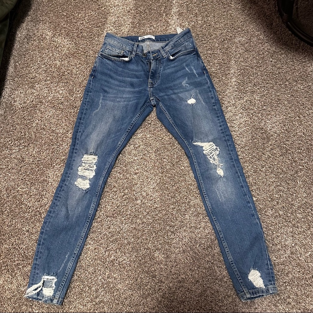 Zara men’s skinny jeans with rips